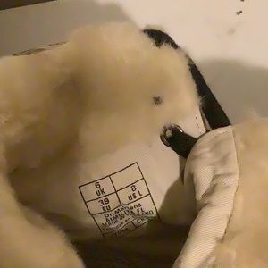 Brand New Dr.Martens Tan never worn size 8